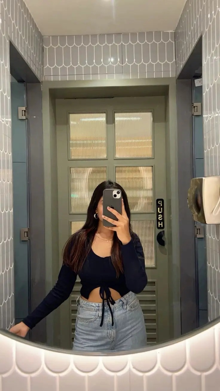 Attitude Girl Dp For Instagram