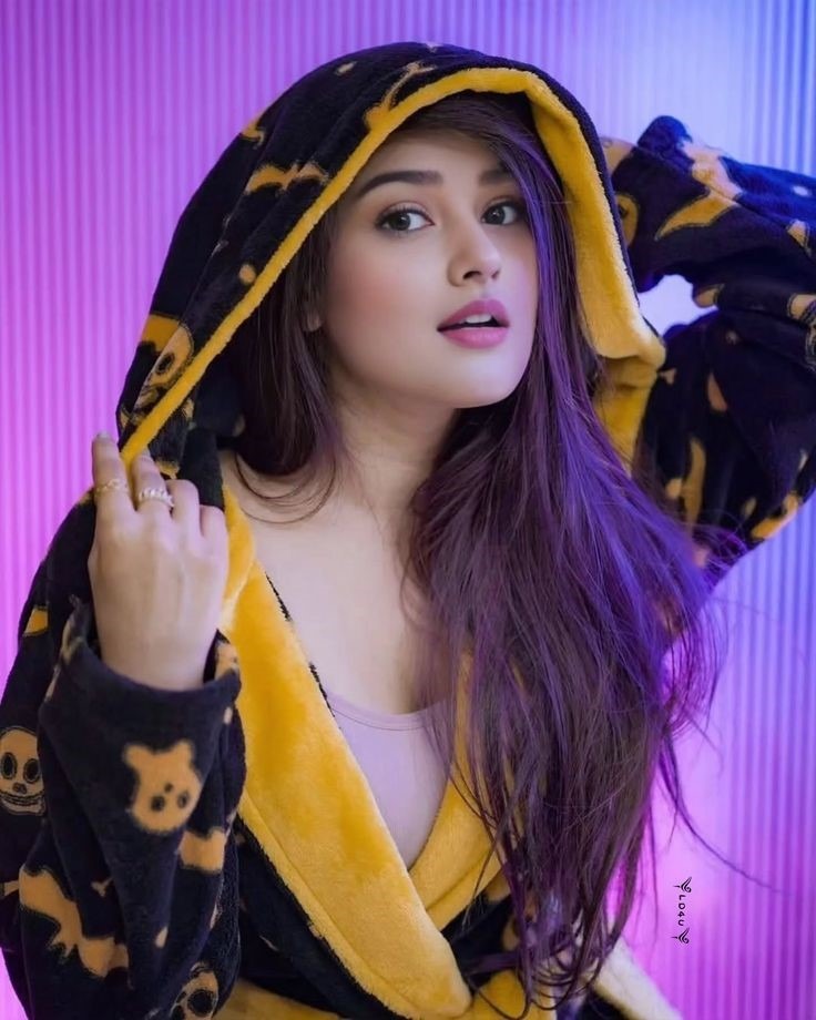 Beautiful Cute Whatsapp Dp Girls