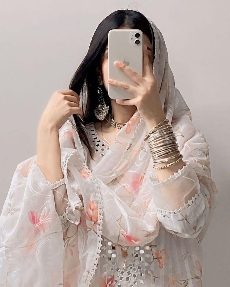 Beautiful Whatsapp Dp Girls