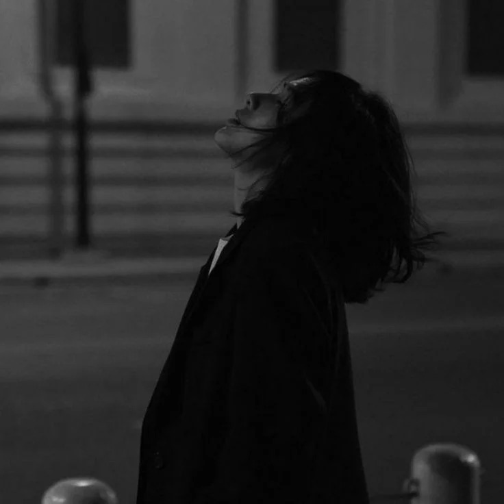 Sad Whatsapp Dp Girl