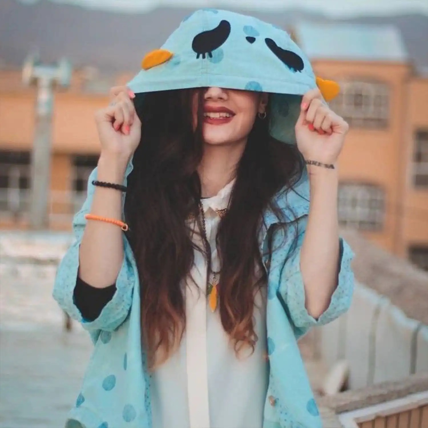 Unique Whatsapp Dp For Girls