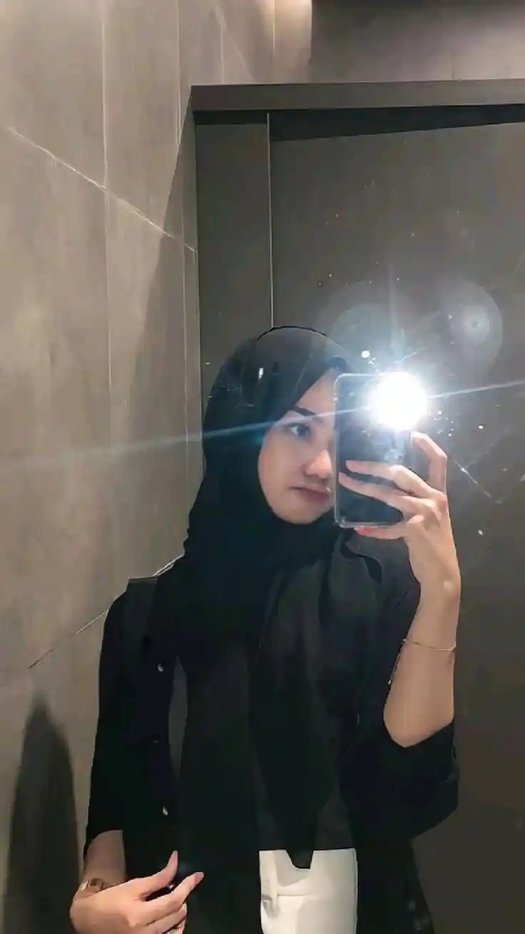 Aesthetic Hijab Girl Dp