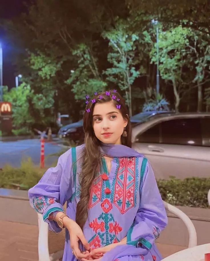 Attitude Instagram Dp For Girls