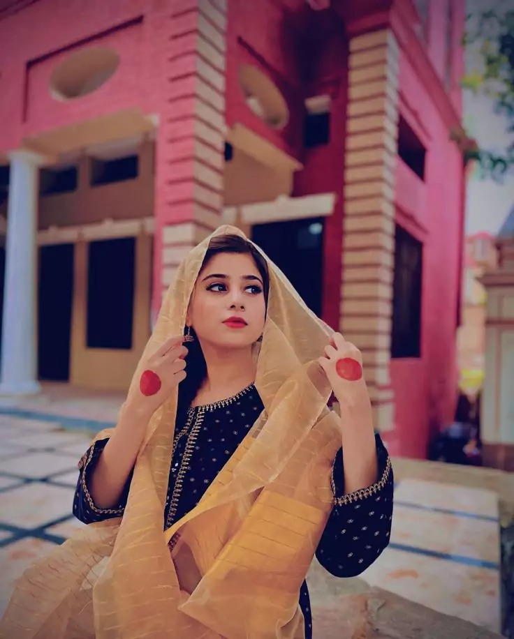 Cute Girl Instagram Dp