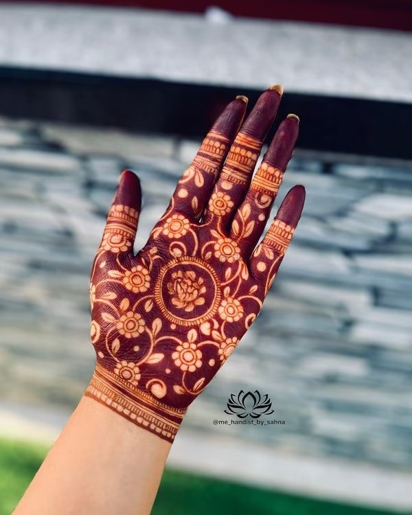 Easy Mehndi Design Image