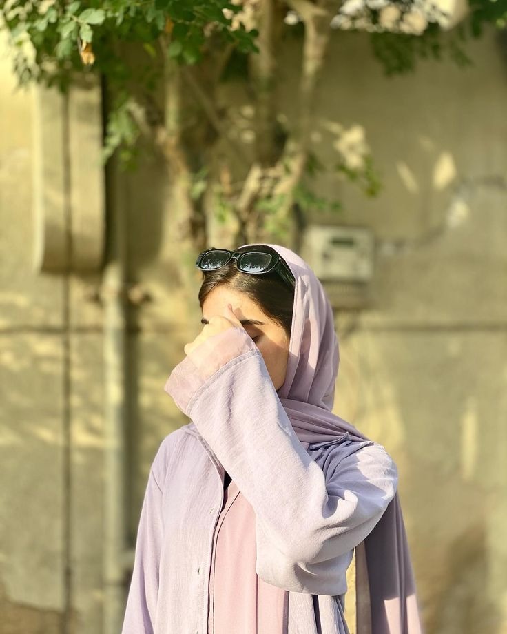 Instagram Stylish Hijab Girl