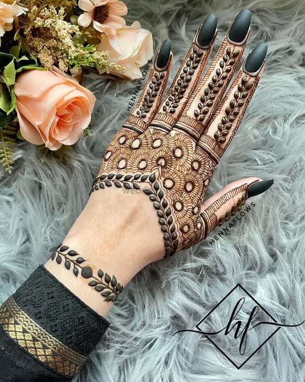 Karwa Chauth Mehndi Design Images