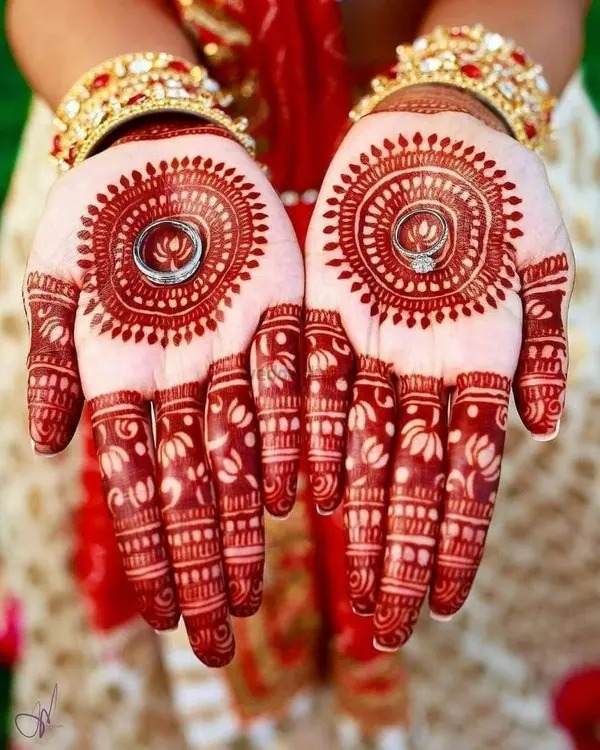 Mehndi Design Pic
