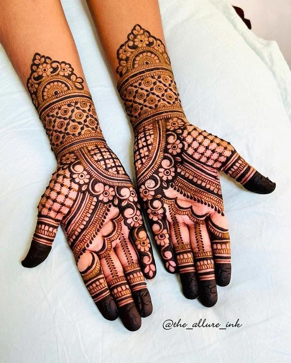 Minimal Mehndi Design Images