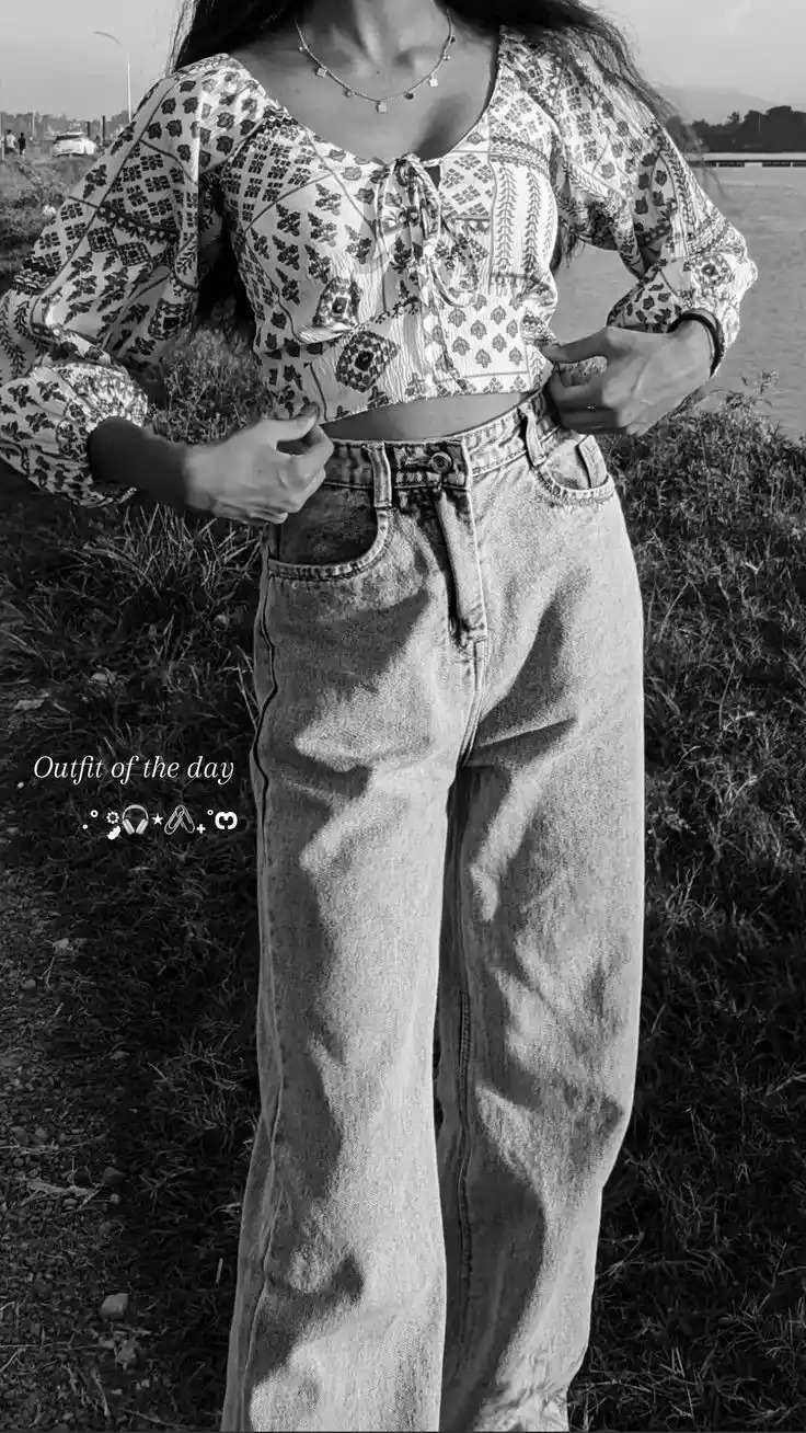 Mirror Hide Face Girl DP