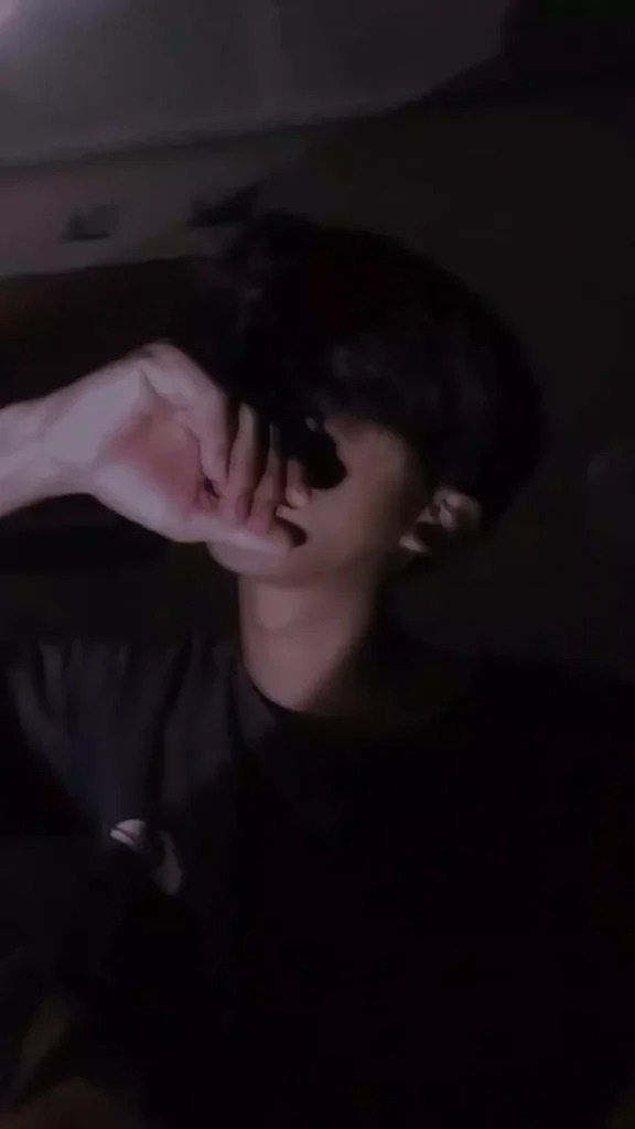 Snapchat Boy Blurry Pic