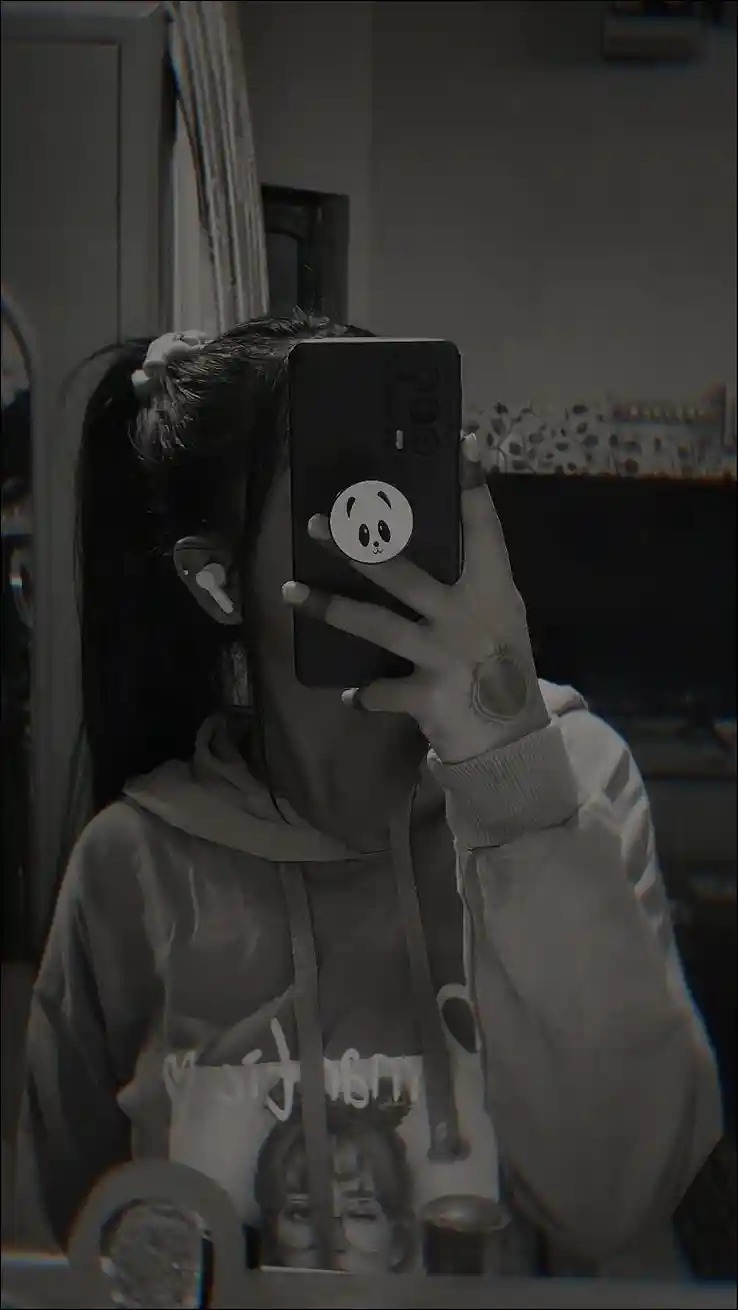 Stylish Real Cute Girl Pic