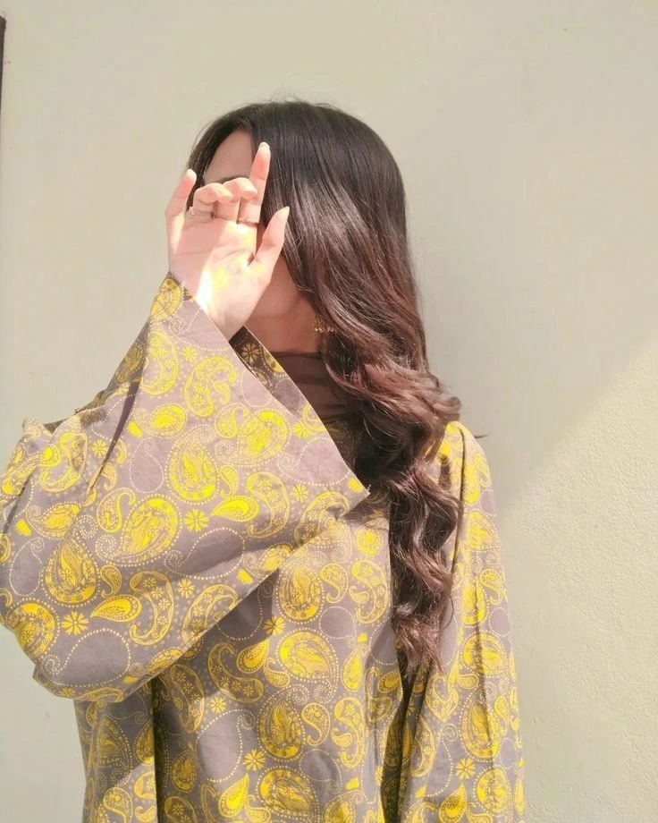 Girl Pic Dp Hide Face