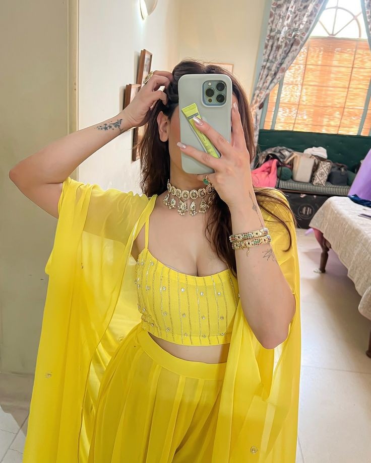 Instagram dp Download For Girls